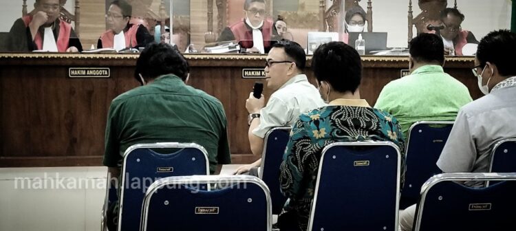 Hakim Sebut Anggota Polda Lampung Hepi Hasasi Plitat Plitut di Sidang Suap Karomani